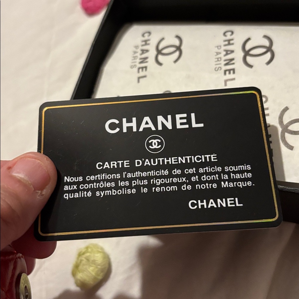 CHANEL Red Quilted Leather Pouch - Picture 5 of 9